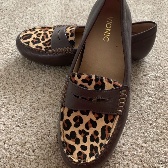 vionic animal print loafers